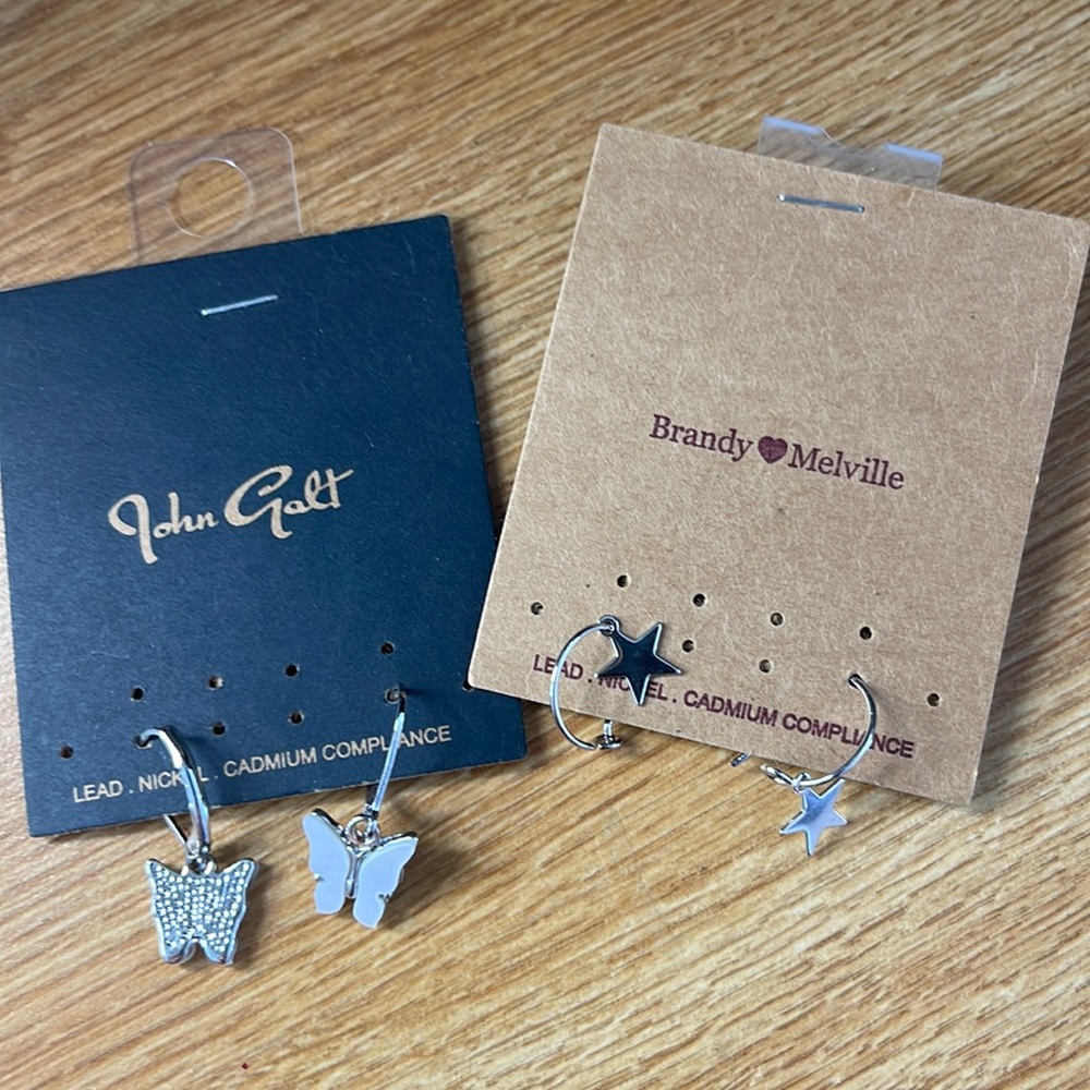 New Brandy Melville dangle earrings, butterflies and stars!
